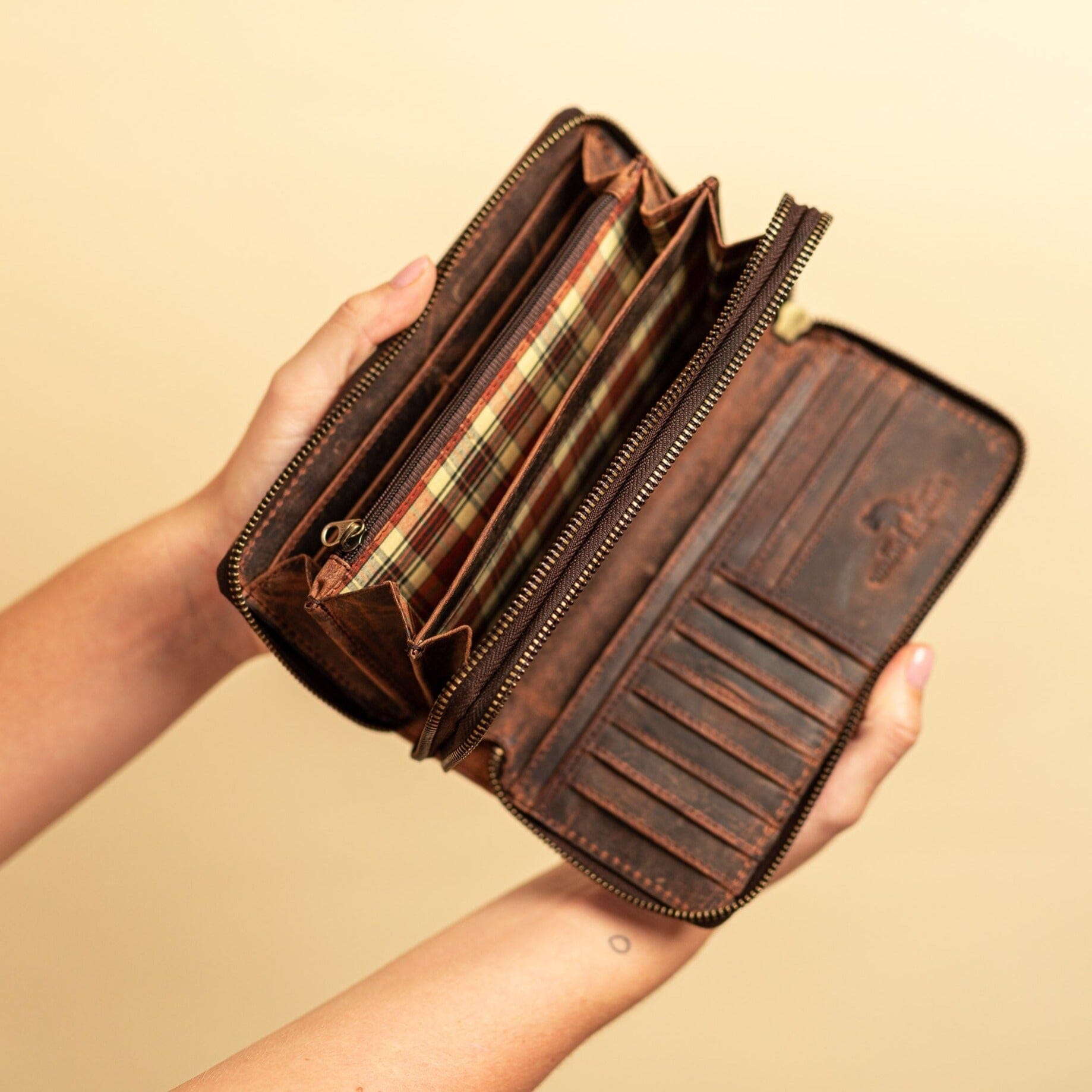 Leather Large Wallet for Ladies Bella