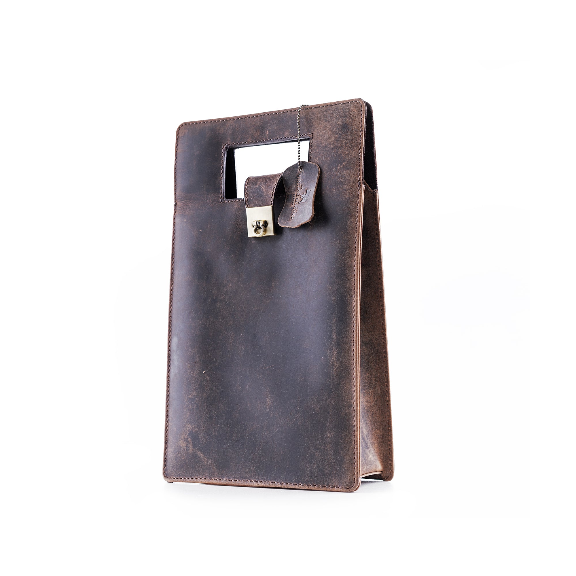 LeatherWineCarryBagBanbury003_64739aed-b942-445e-ae76-e5969aa0105c.jpg