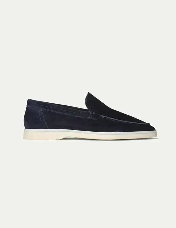 montacourloafernavyblue4_aaab36ab-87ff-4842-bc22-2d17d97181d2.webp